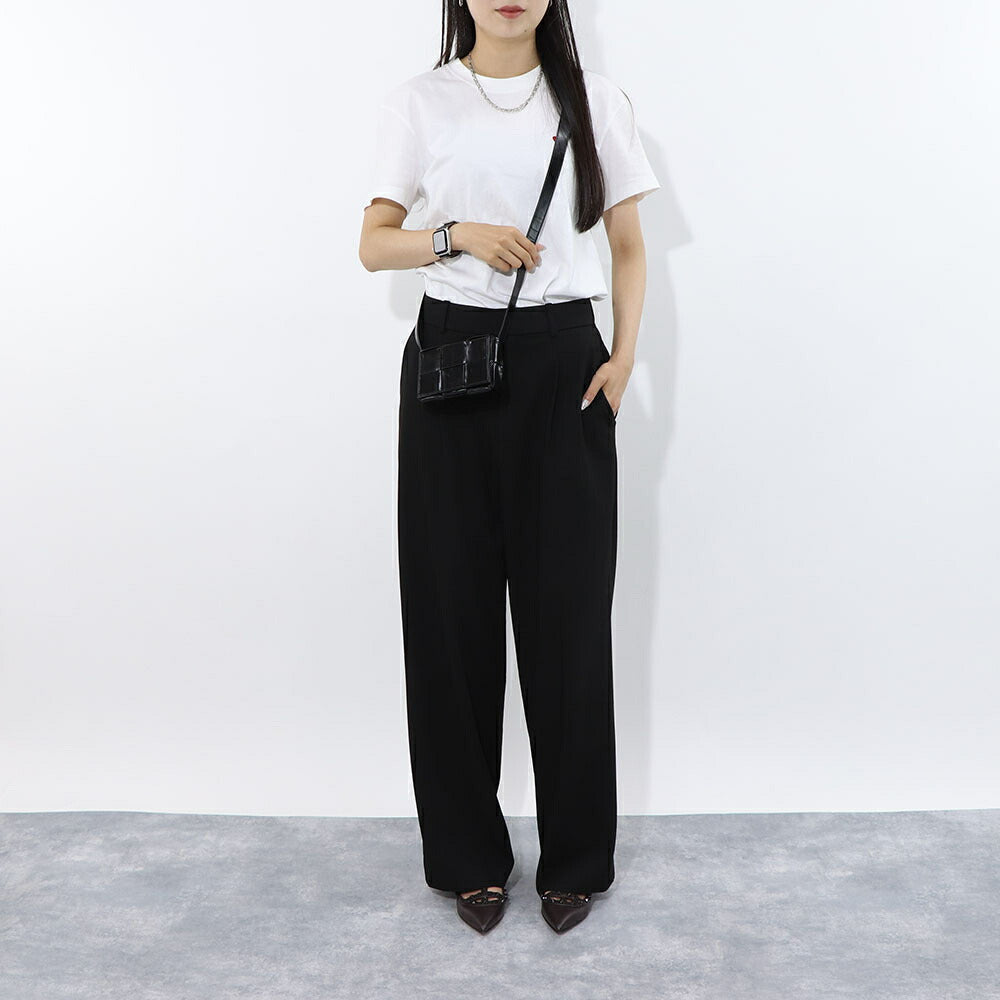 ボッテガ ヴェネタ BOTTEGA VENETA バッグ ショルダーバッグ ユニセックス CANDY CASSETTE ブラック 牛革 ナイロン ショルダーバッグ クロスボディバッグ キャンディーカセット ミニバッグ マキシイントレチャート 667048 VCQ72