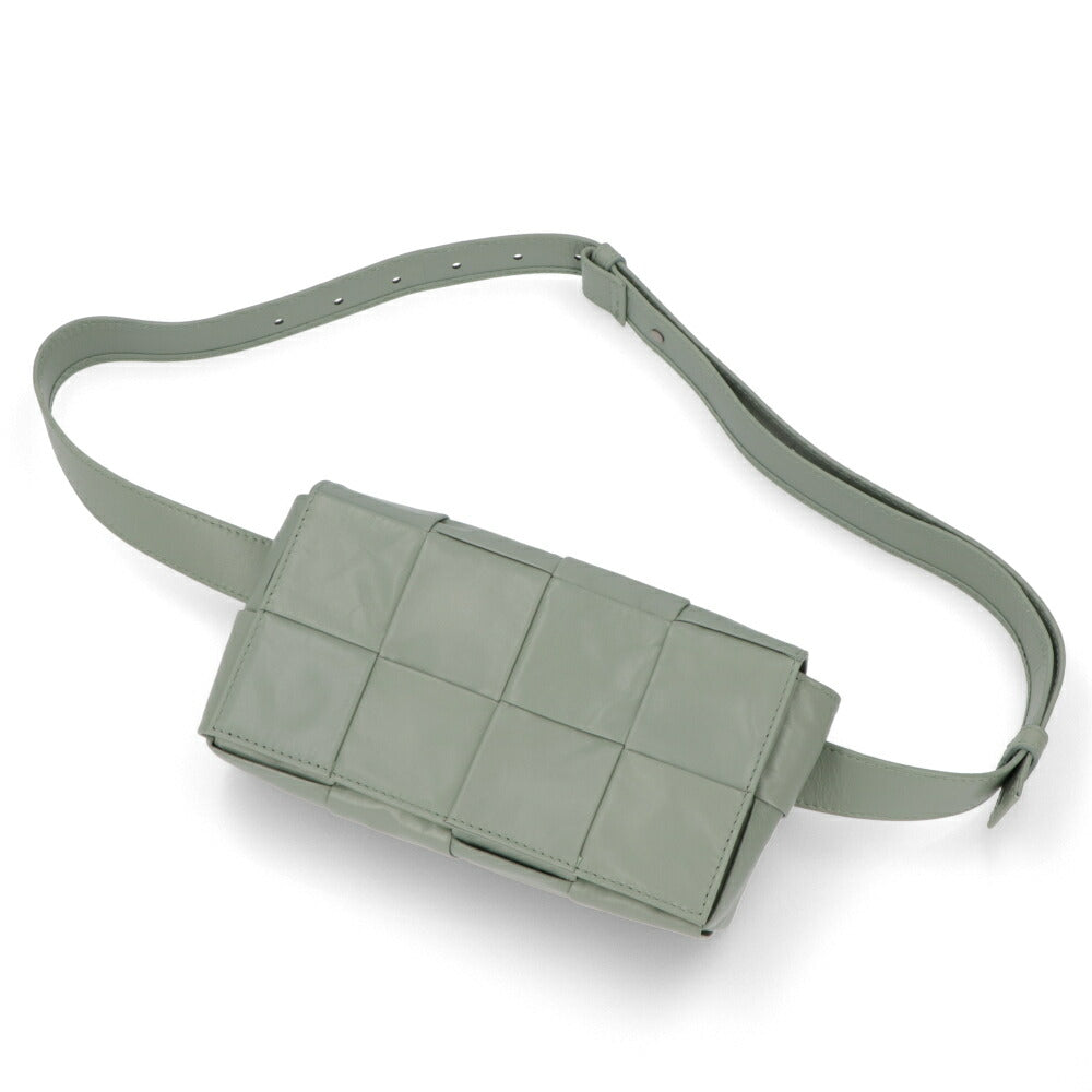 ボッテガ ヴェネタ BOTTEGA VENETA バッグ ショルダーバッグ ユニセックス CASSETTE ライトグリーン ベージュ カーフスキン ペーパーカーフ マキシイントレチャートレザー ミニベルトバッグ ボディバッグ 651053 VCQ72