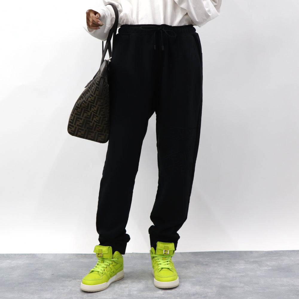 フェンディ FENDI ボトムス ロングパンツ レディース ブラック コットン ポリエステル ロゴ スウェットパンツ 刺繍