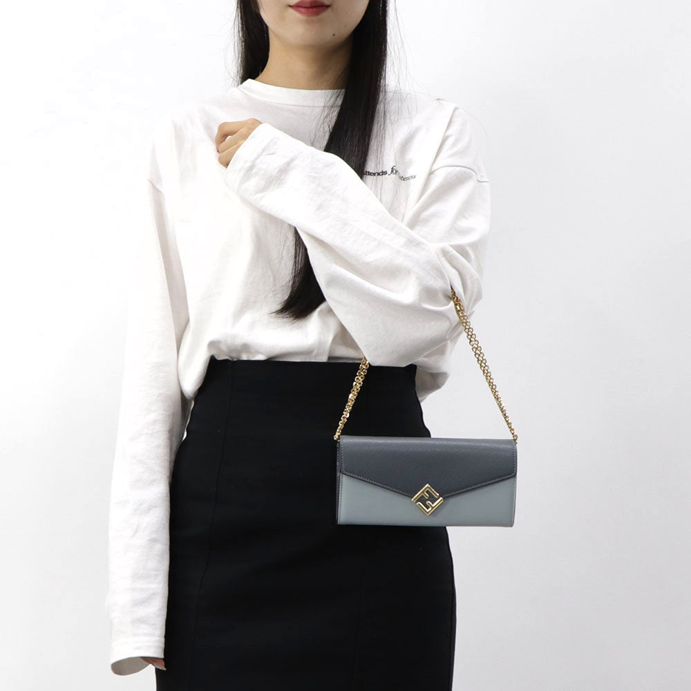 FENDI FFダイヤモンド チェーン付き長財布 グレー×ライトブルー