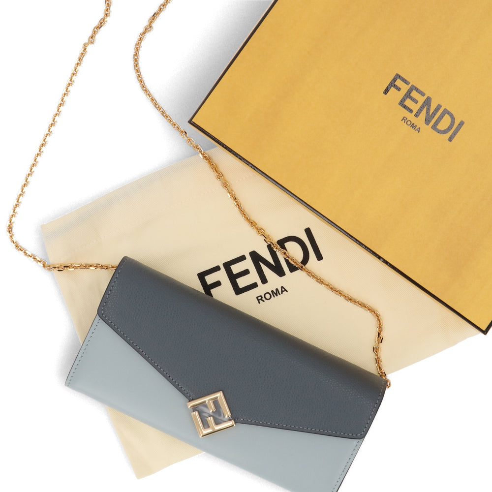 FENDI FFダイヤモンド チェーン付き長財布 グレー×ライトブルー