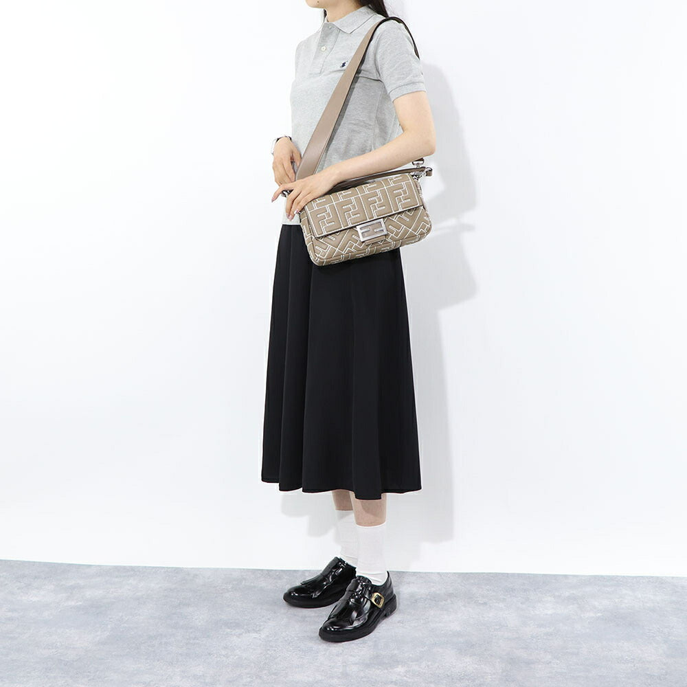 フェンディ FENDI バッグ ハンドバッグ レディース BAGUETTE バゲット グレージュ ナッパレザー ショルダーバッグ 2way FF柄 ズッカ柄 ロゴ ホワイト ステッチ 8BR600 ANX4