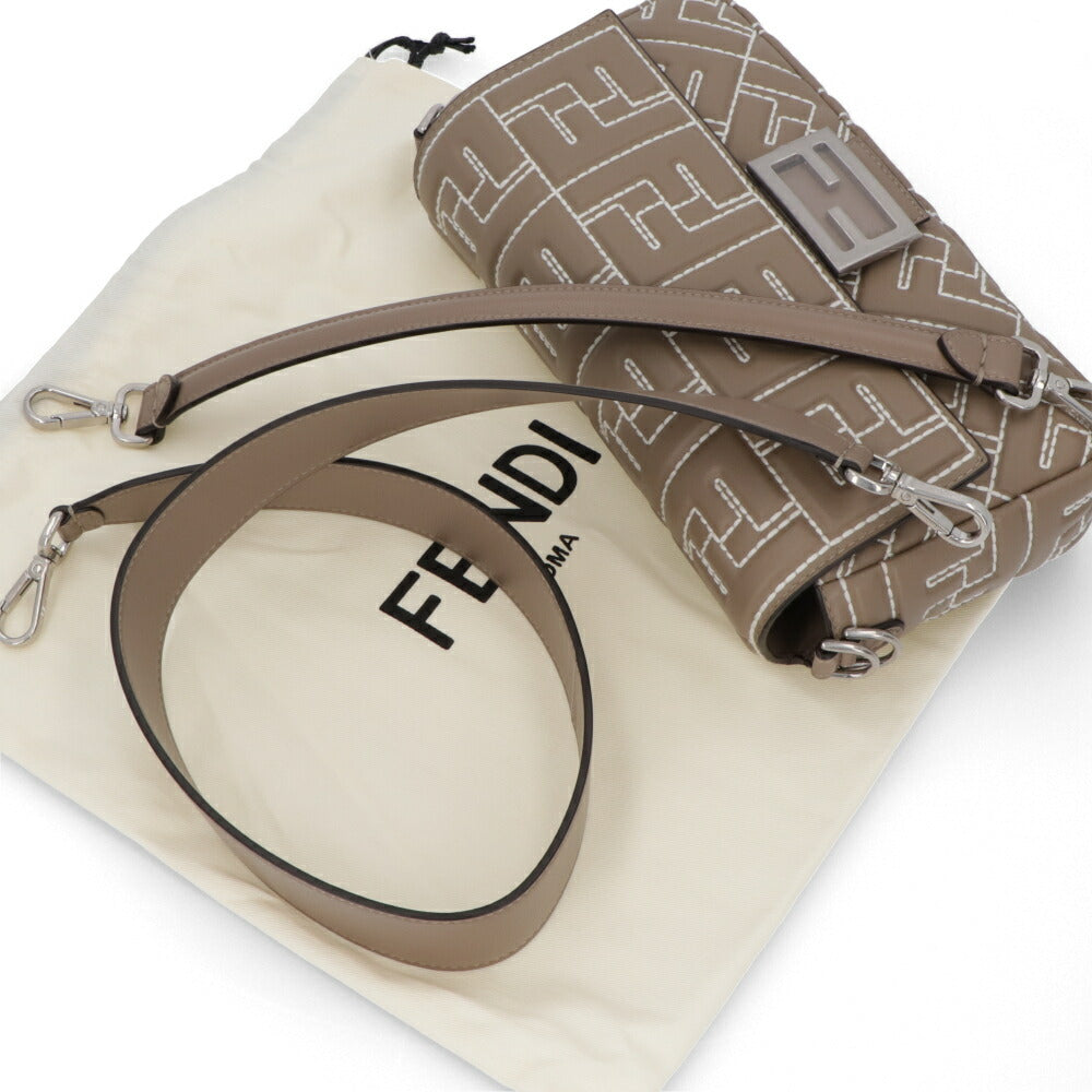 フェンディ FENDI バッグ ハンドバッグ レディース BAGUETTE バゲット グレージュ ナッパレザー ショルダーバッグ 2way FF柄 ズッカ柄 ロゴ ホワイト ステッチ 8BR600 ANX4