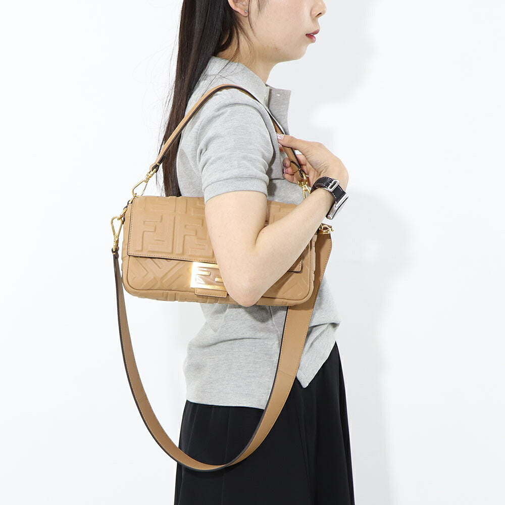 フェンディ FENDI バッグ ハンドバッグ レディース BAGUETTE バゲット ブラック ベージュ ナッパレザー ショルダーバッグ 2way FF柄 ズッカ柄 ロゴ 8BR600 A72V