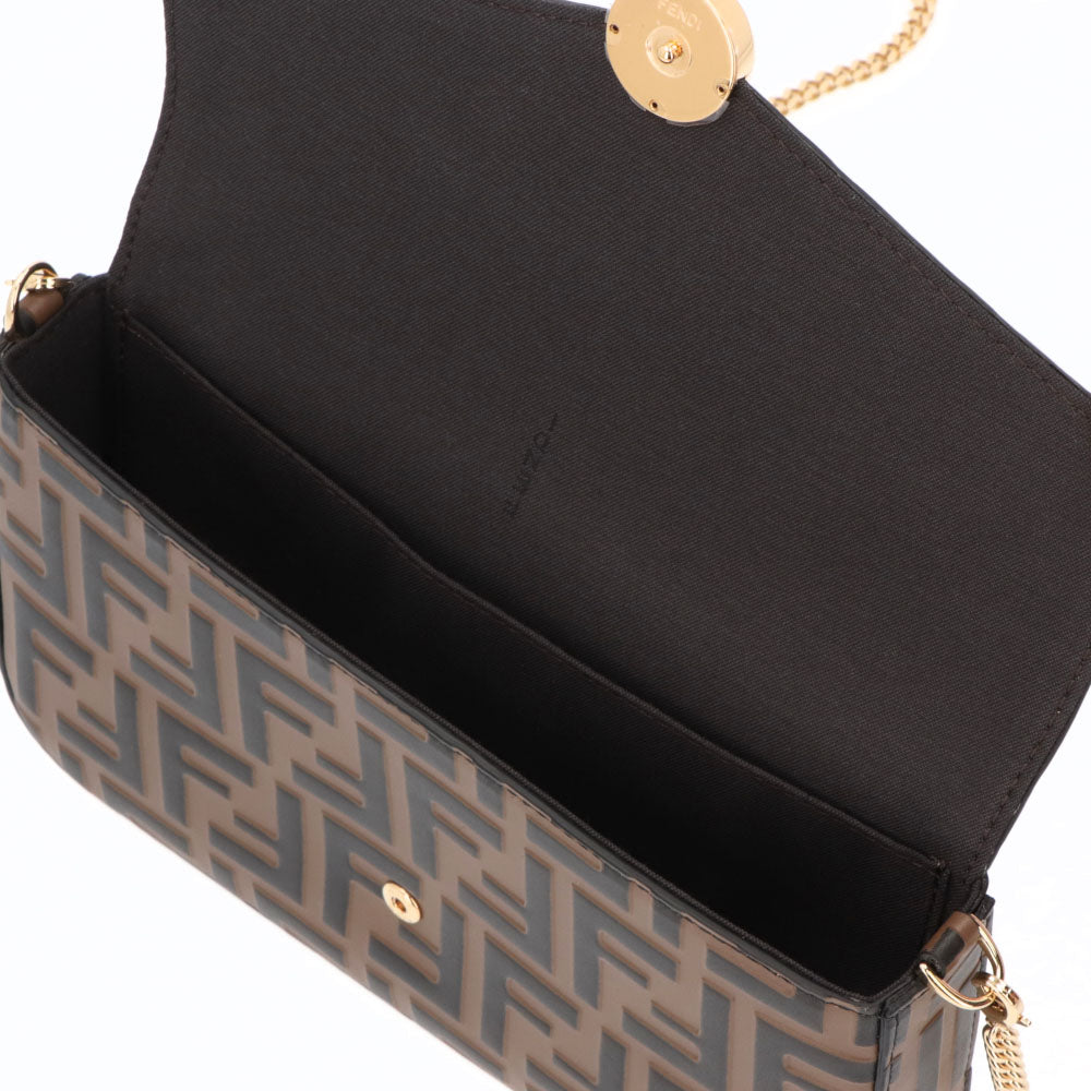 FENDI ショルダーバッグ ロゴ 総柄 ウォレットチェーン