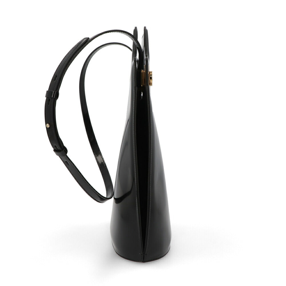 FERRAGAMO ショルダーWANDA ブラック レザー ワンダ ゴールド金具