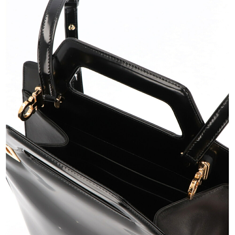 FERRAGAMO ショルダーWANDA ブラック レザー ワンダ ゴールド金具