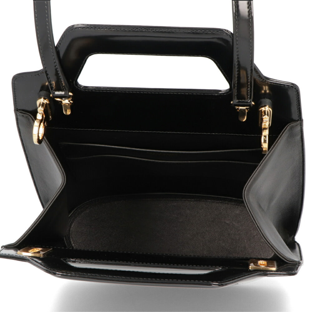 FERRAGAMO ショルダーWANDA ブラック レザー ワンダ ゴールド金具