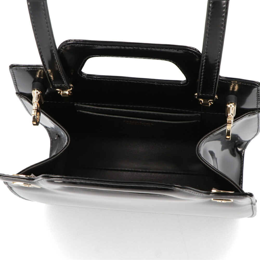 FERRAGAMO ショルダーWANDA ブラック レザー ワンダ ゴールド金具