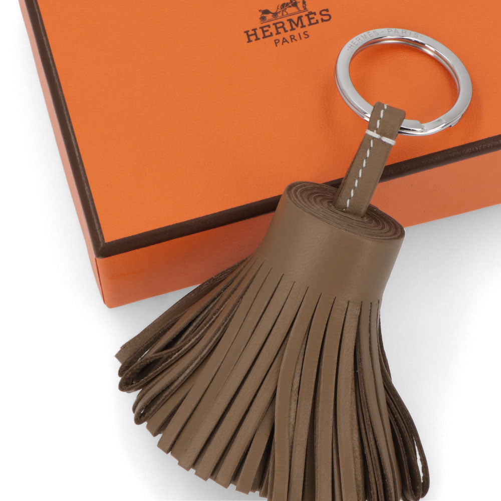 HERMES カルメン エトゥープ キーリング ラムスキン