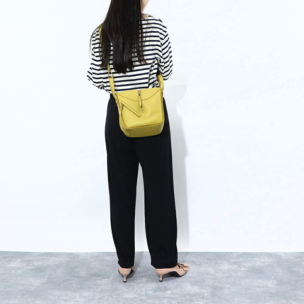 ロエベ LOEWE バッグ ハンドバッグ レディース ハンモックバッグ コンパクト HAMMOCK COMPACT ブラウン イエロー系 カーフスキン 2Way ショルダーバッグ ゴールド金具 ロゴ アナグラム A538H13X10