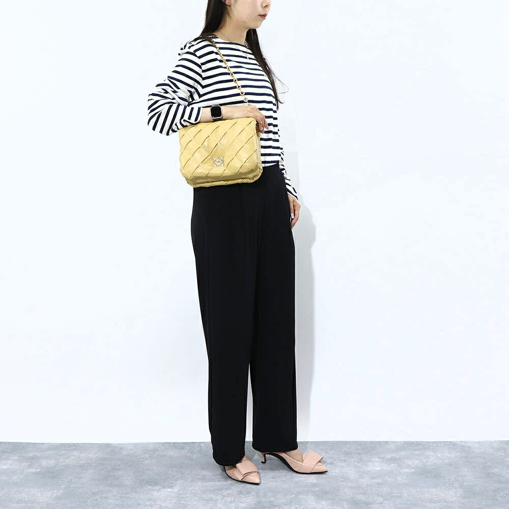 ロエベ LOEWE バッグ ショルダーバッグ レディース パファー ゴヤバッグ ベージュ系 パープル ラムスキン レザー 2way チェーンショルダー アナグラム ロゴ A896P41X14