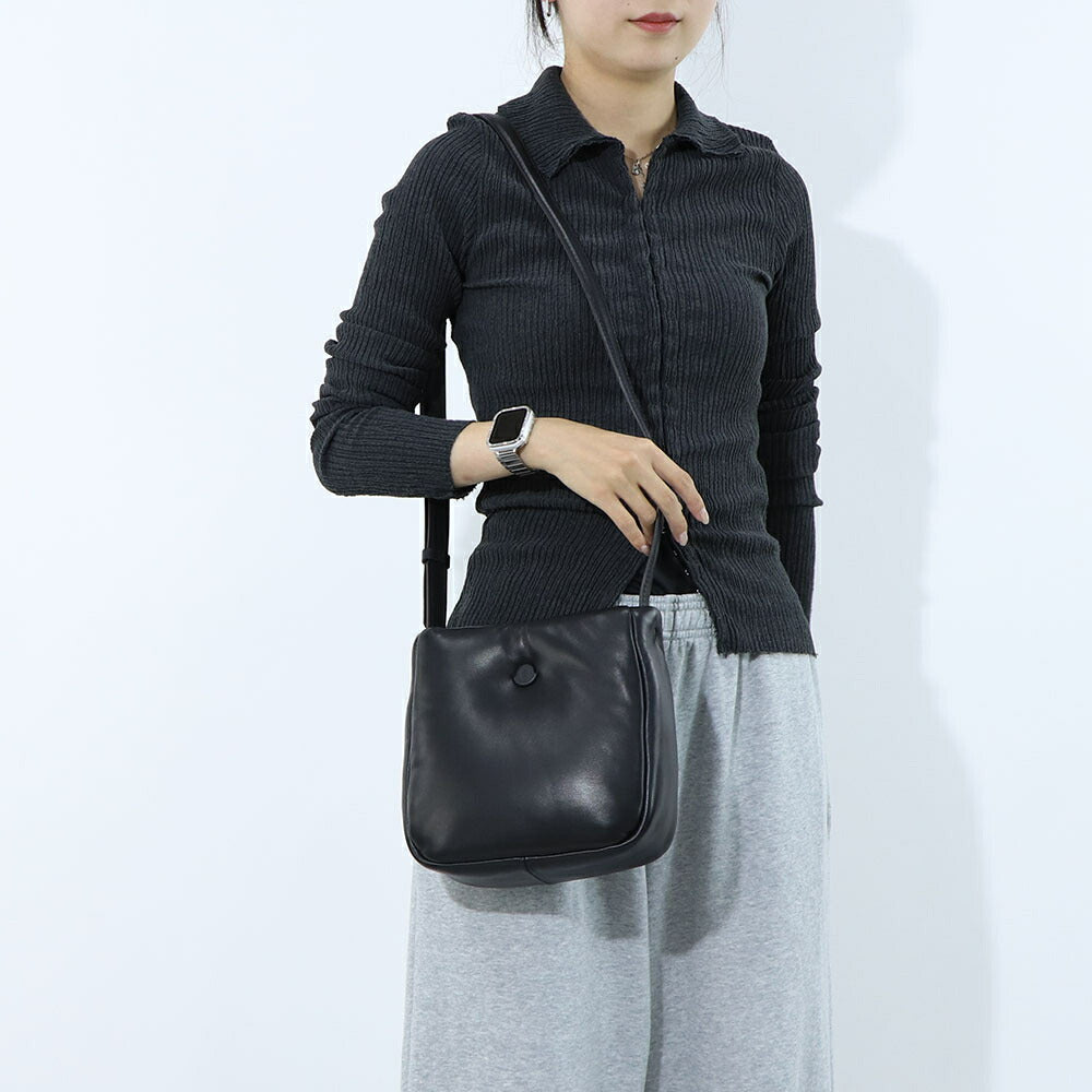 MONCLER ショルダーバッグ TIARNA CROSSBODY ブラック