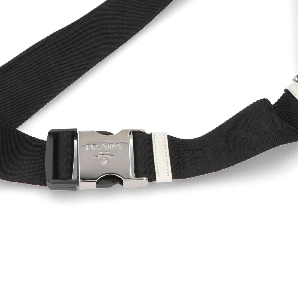 PRADA ショルダーバッグ サフィアーノ トライアングルロゴ