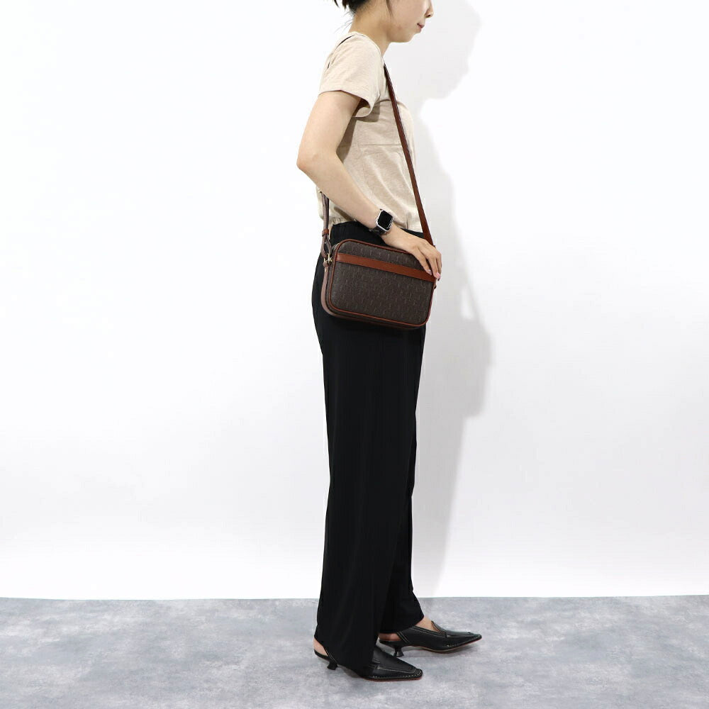 サンローラン SAINT LAURENT バッグ ショルダーバッグ レディース CAMERA BAG カメラケース ダークブラウン レザー カサンドラロゴ モノグラム 669957 FABLK