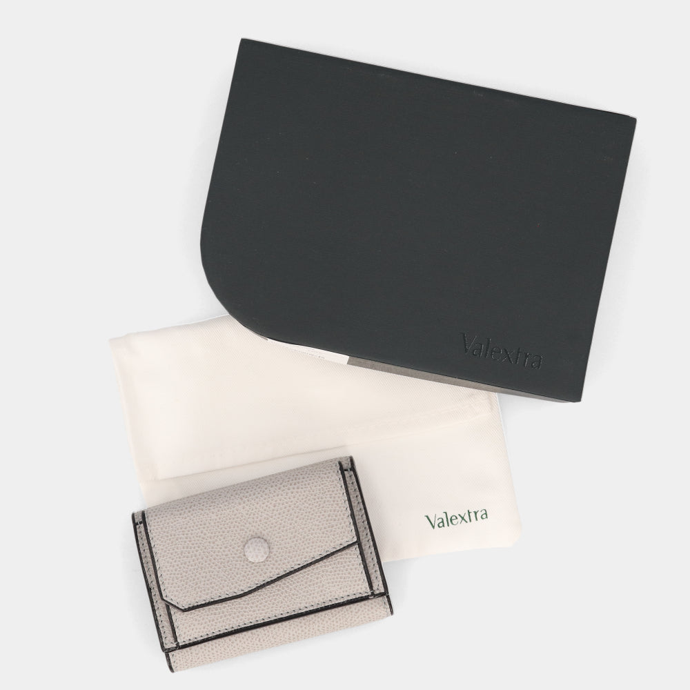 ヴァレクストラ VALEXTRA SGNL0026028LRLWF99 コンパクト パース 3つ折り財布 小銭入れ付き アッシュグレー 新品