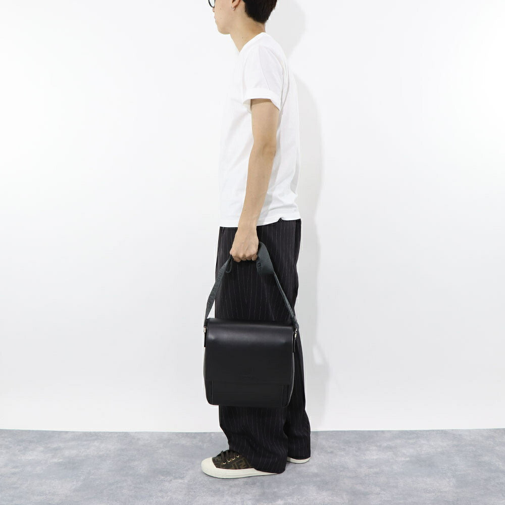 フェラガモ FERRAGAMO バッグ ショルダーバッグ メンズ Sランク レザー ブラック ロゴ シルバー金具 718969