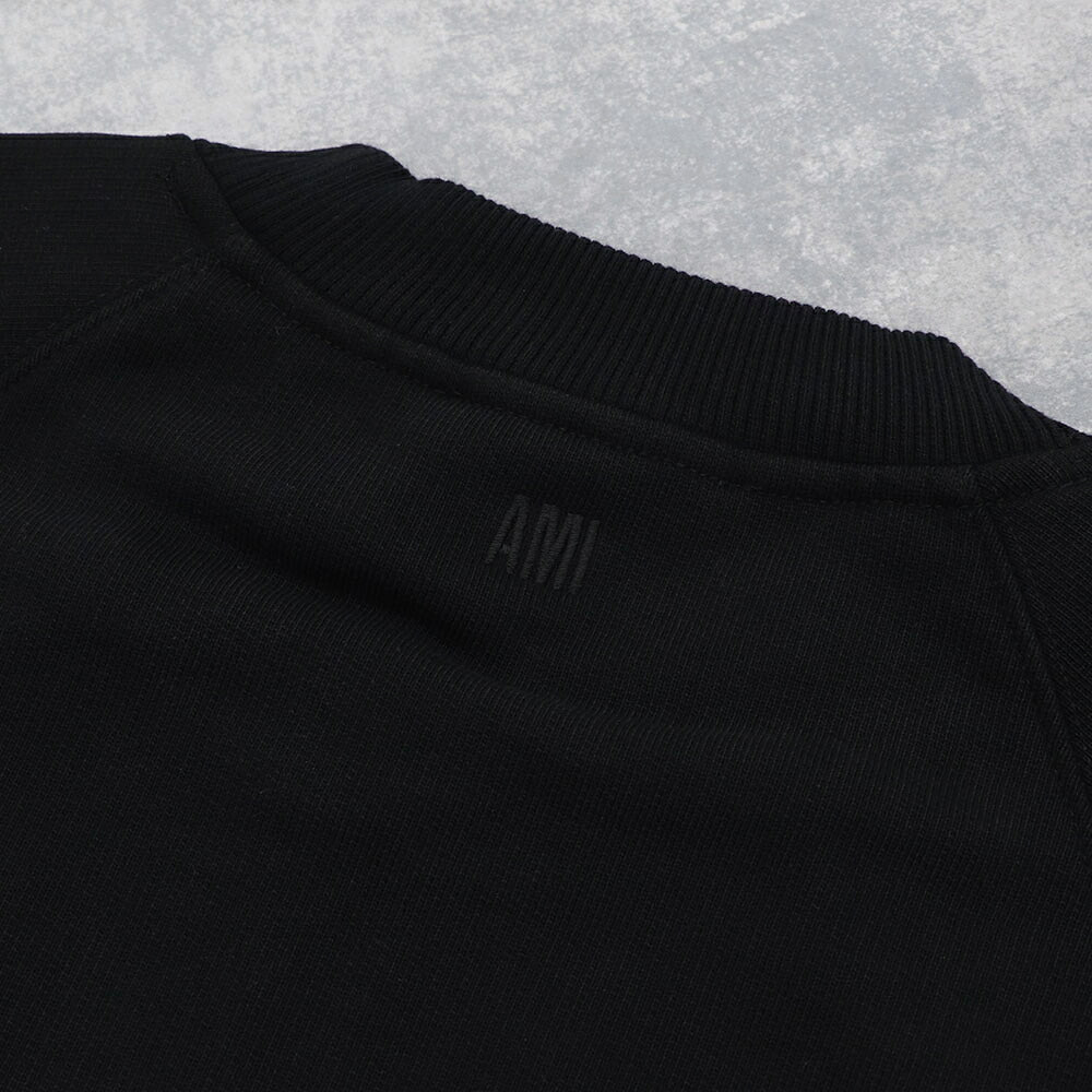 AMI PARIS スウェット RED AMI DE COEUR SSHIRT ブラック ロゴ 刺繍  BFUSW005.747