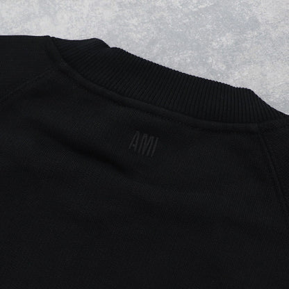 AMI PARIS スウェット RED AMI DE COEUR SSHIRT ブラック ロゴ 刺繍  BFUSW005.747
