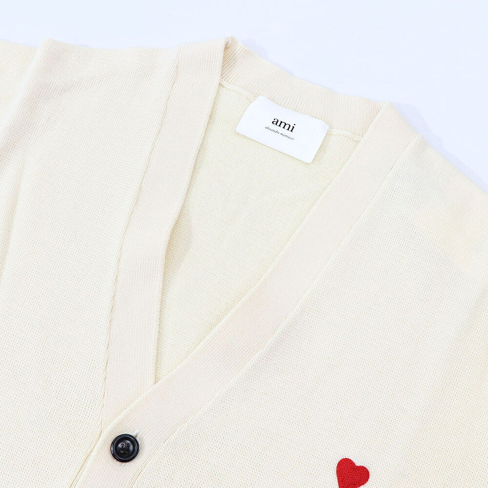 AMI PARIS カーディガン SMALL RED AMI DE COEUR CARDIGAN オフホワイト HKC001.001