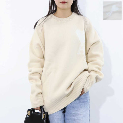 AMI PARIS ニット アイボリー ハートロゴ ワンポイント  UKS002.018