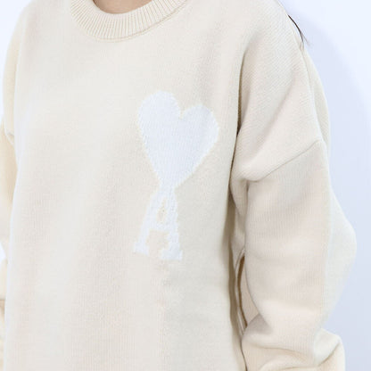 AMI PARIS ニット アイボリー ハートロゴ ワンポイント  UKS002.018