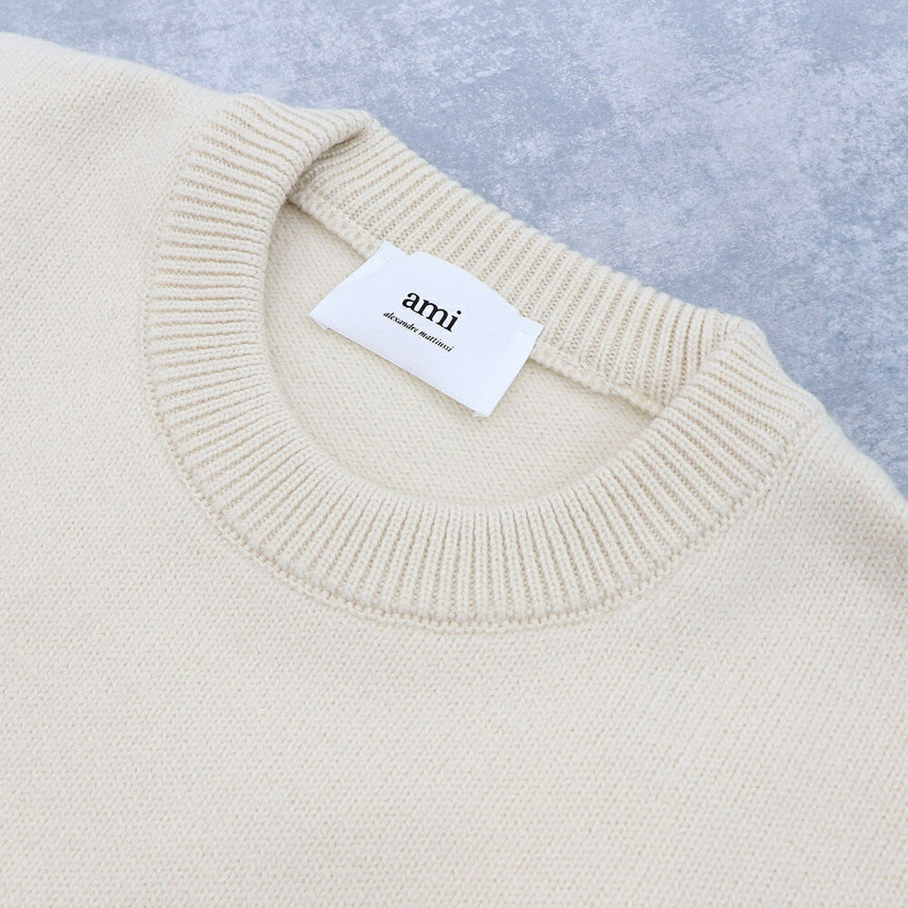 AMI PARIS ニット アイボリー ハートロゴ ワンポイント  UKS002.018