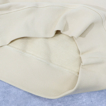 AMI PARIS スウェット ブラック クリーム グレー ロゴプリント  シンプル USW024.747