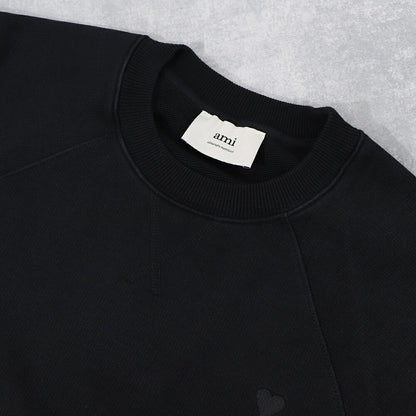 AMI PARIS スウェット ブラック ブルー系 コットン ハートロゴ 刺繍  シンプル USW040.JE0091