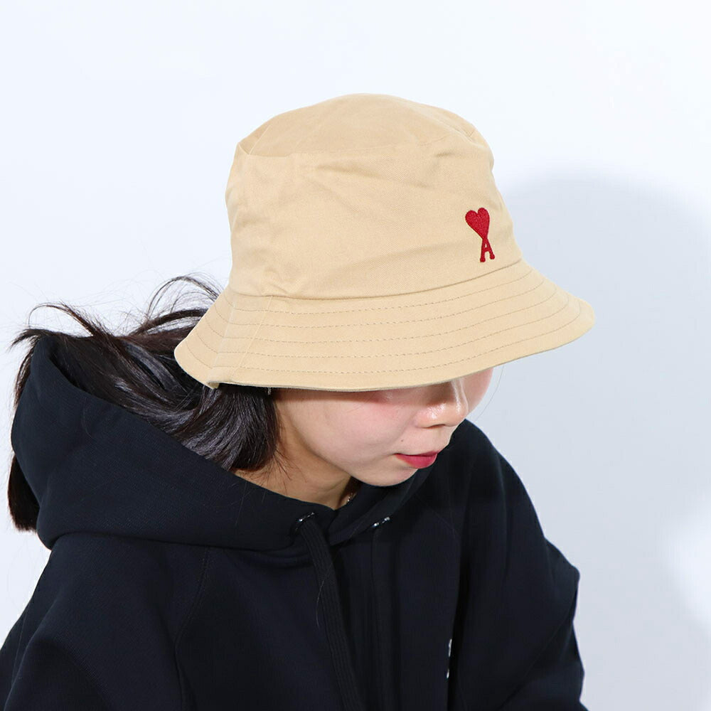 AMI PARIS 帽子 ハット ベージュ バケットハット ハートロゴ 刺繍 UHA246.AW0041