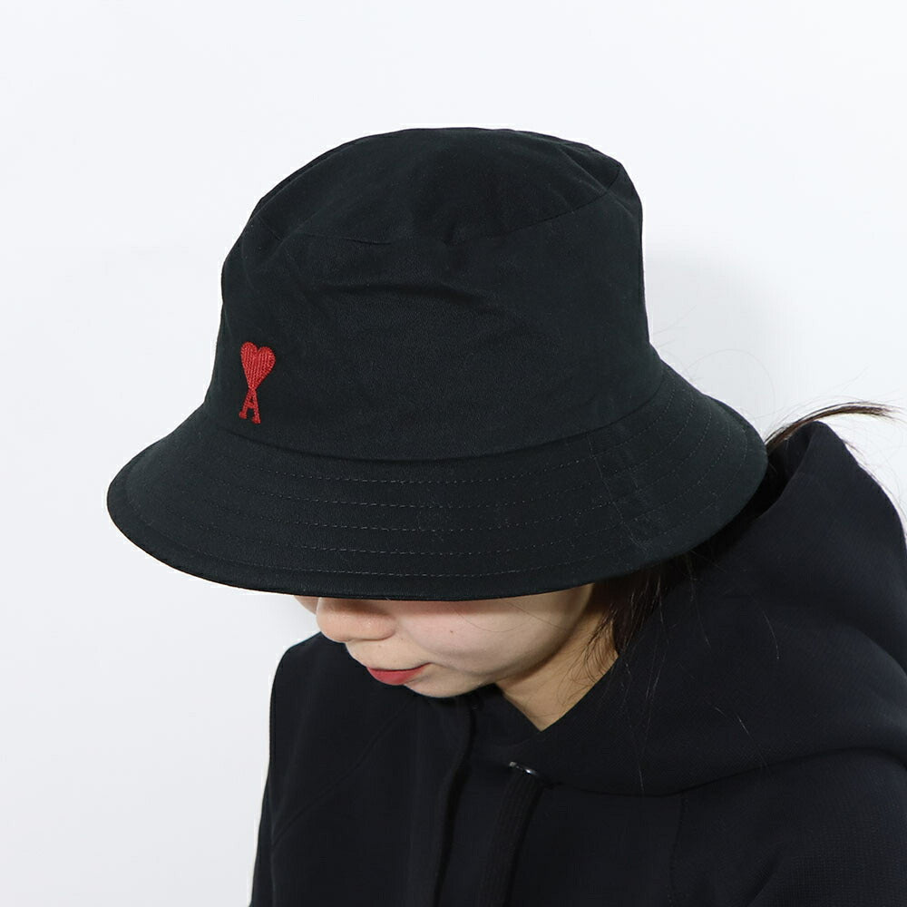 AMI PARIS 帽子 ハット ベージュ バケットハット ハートロゴ 刺繍 UHA246.AW0041