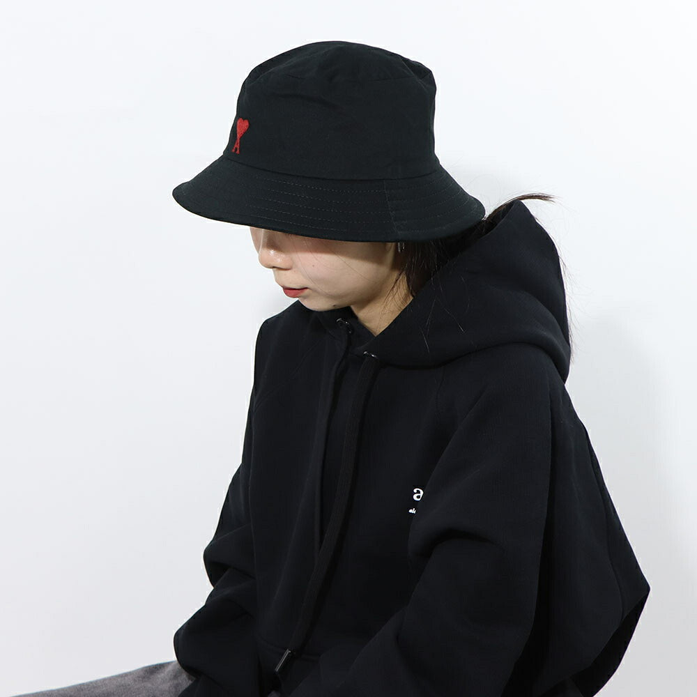 AMI PARIS 帽子 ハット ベージュ バケットハット ハートロゴ 刺繍 UHA246.AW0041