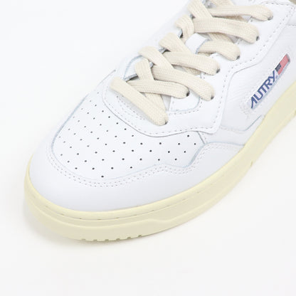 オートリ― AULMLL20 MEDALIST ホワイト×グリーン