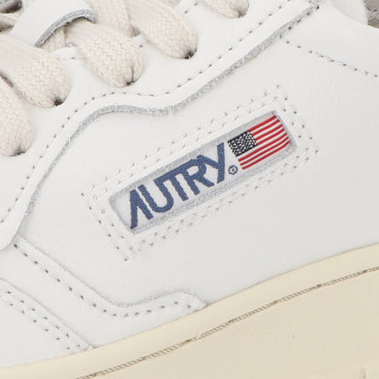 オートリ― ローカットスニーカー  ホワイト ピンク