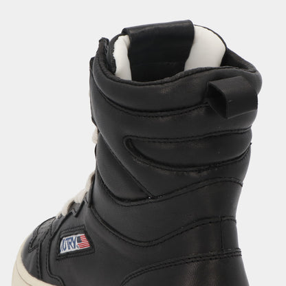 オートリ― AUTRY ABHW BO02 スニーカー ハイカット