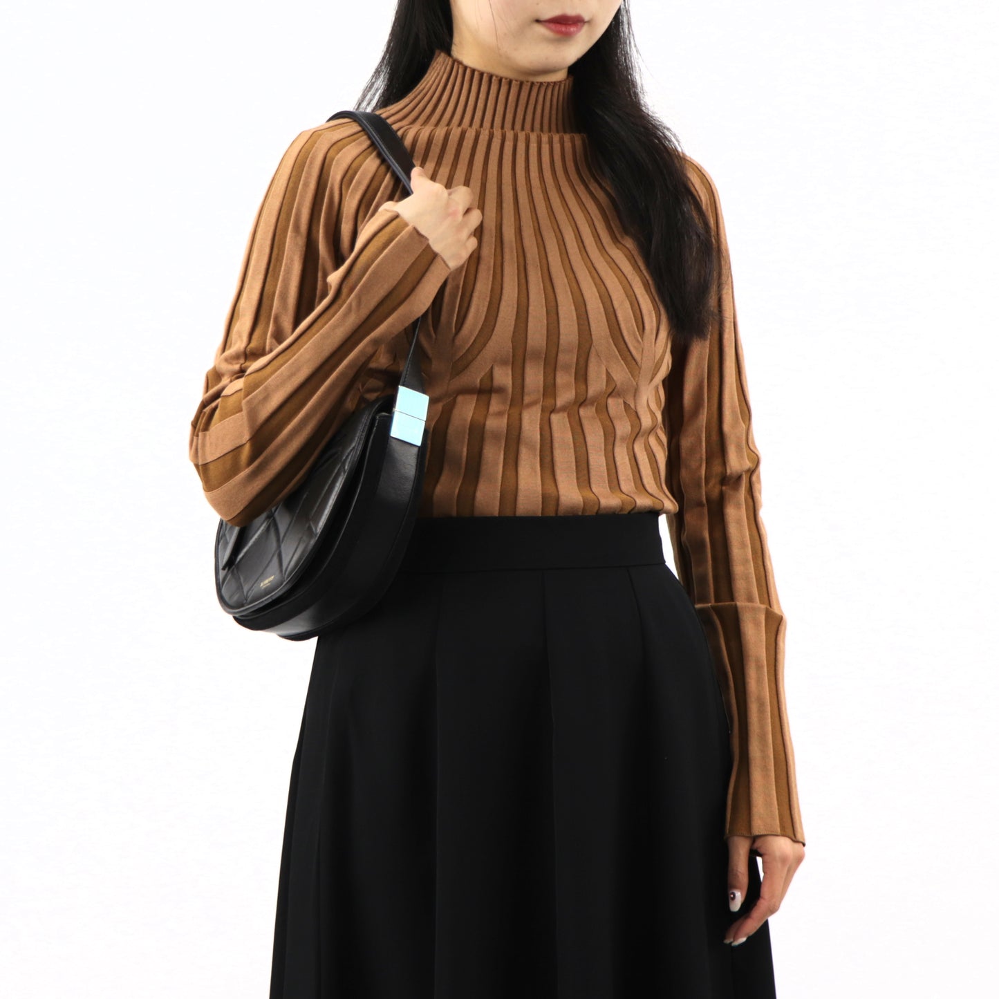 バーバリー ニット 8023921A4572 ブラウン タートルネック