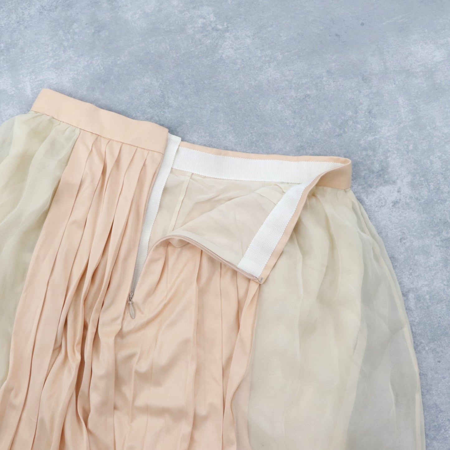 バーバリー プリーツスカート 8019011 A7090 ピンクベージュ