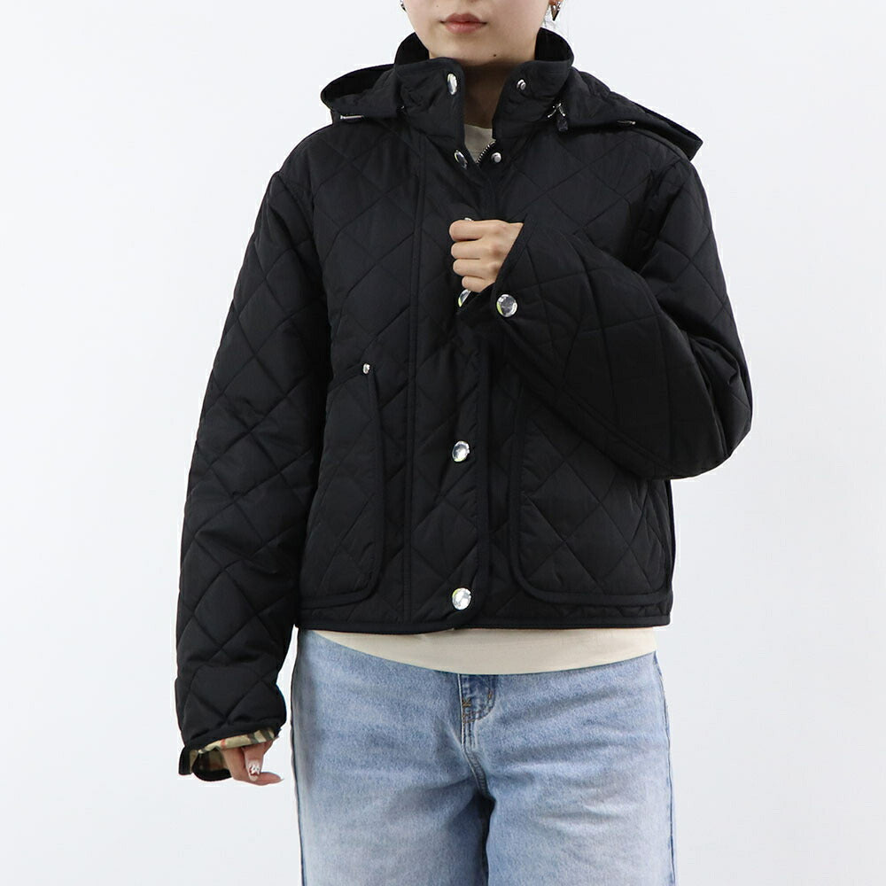 BURBERRY ジャケット ブラック キルティング フード付き ショート丈 8072798