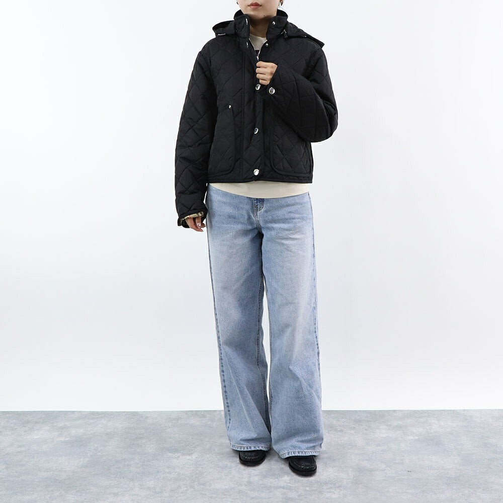BURBERRY ジャケット ブラック キルティング フード付き ショート丈 8072798