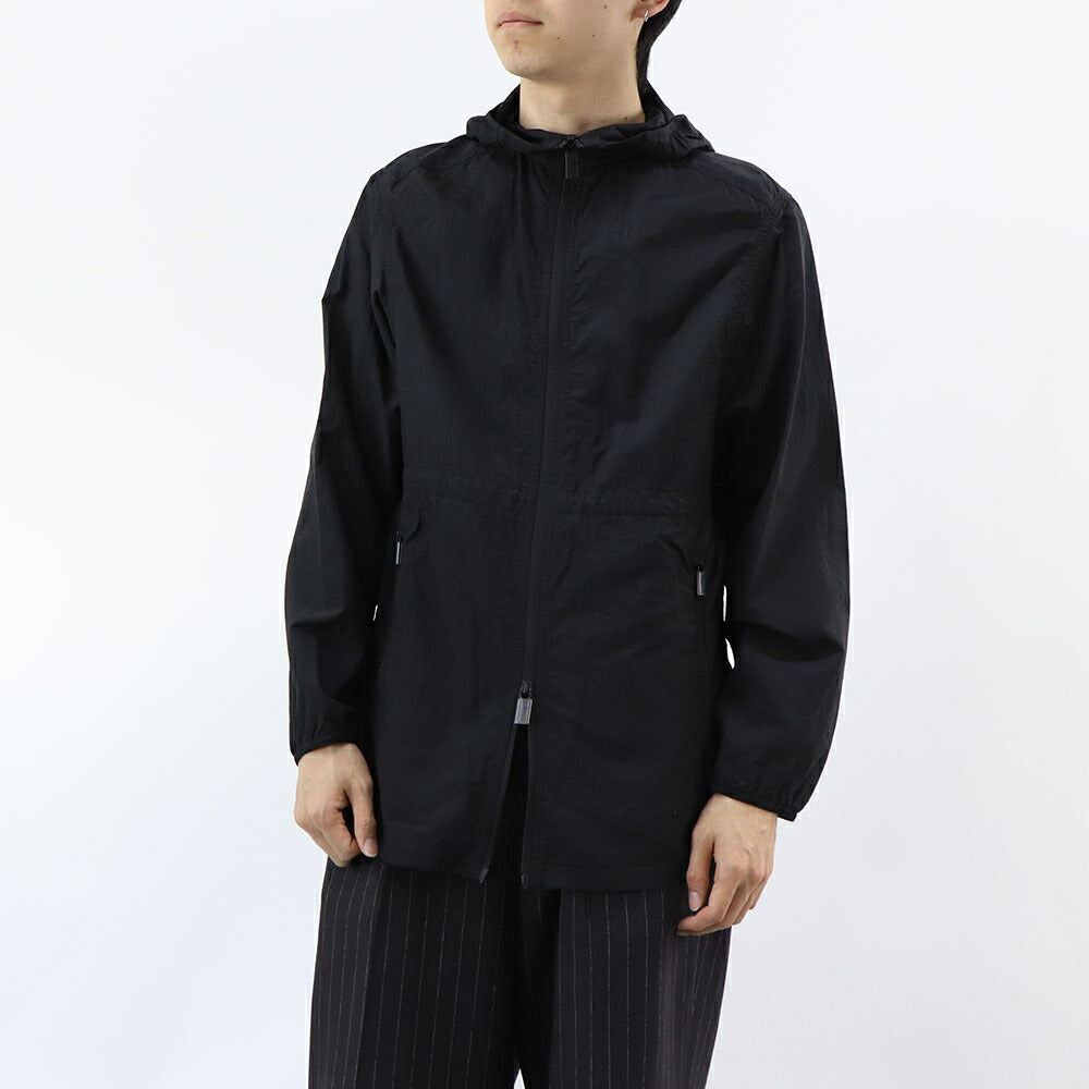 BURBERRY ブラック ナイロンジャケット 軽量ジャケット 8093538