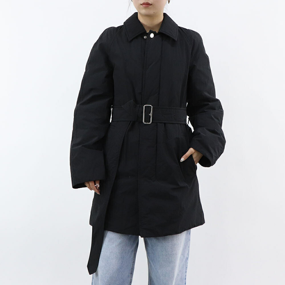 BURBERRY ブラック パディングデザインジャケット ベルト付き 8095486