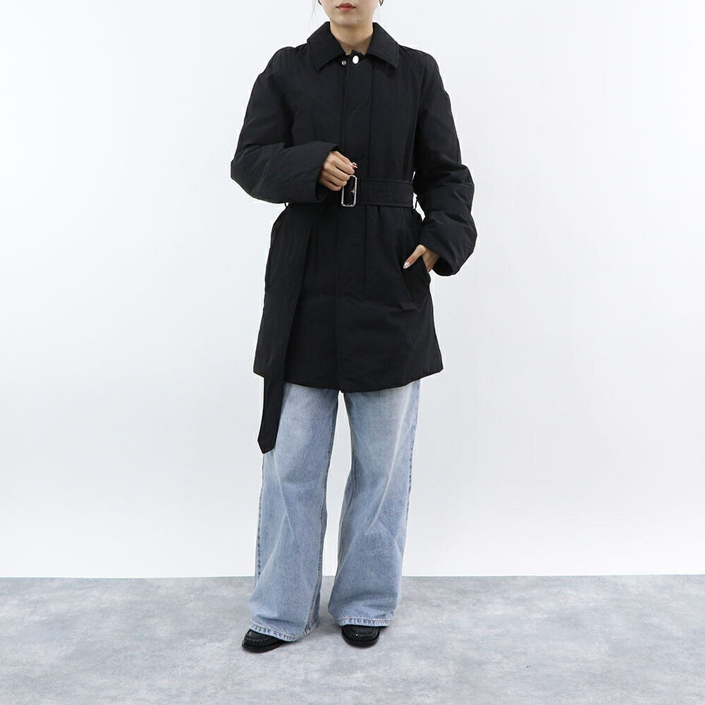BURBERRY ブラック パディングデザインジャケット ベルト付き 8095486