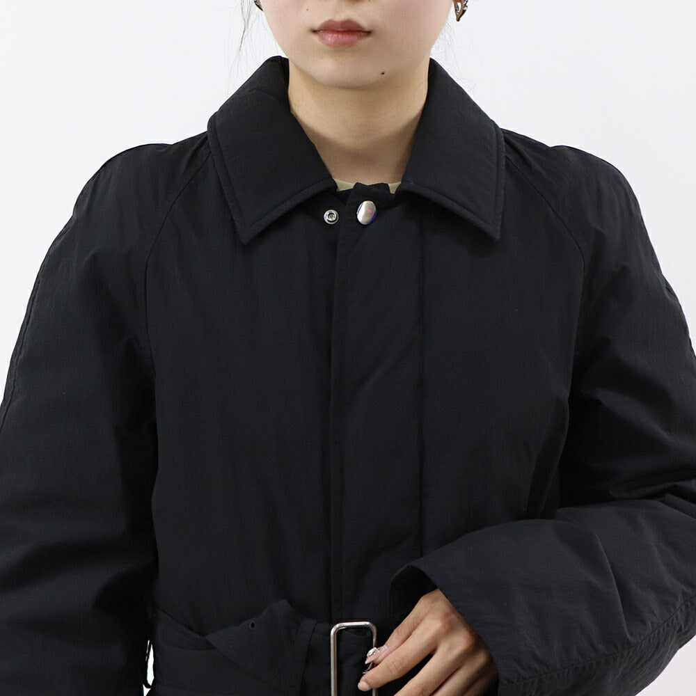 BURBERRY ブラック パディングデザインジャケット ベルト付き 8095486