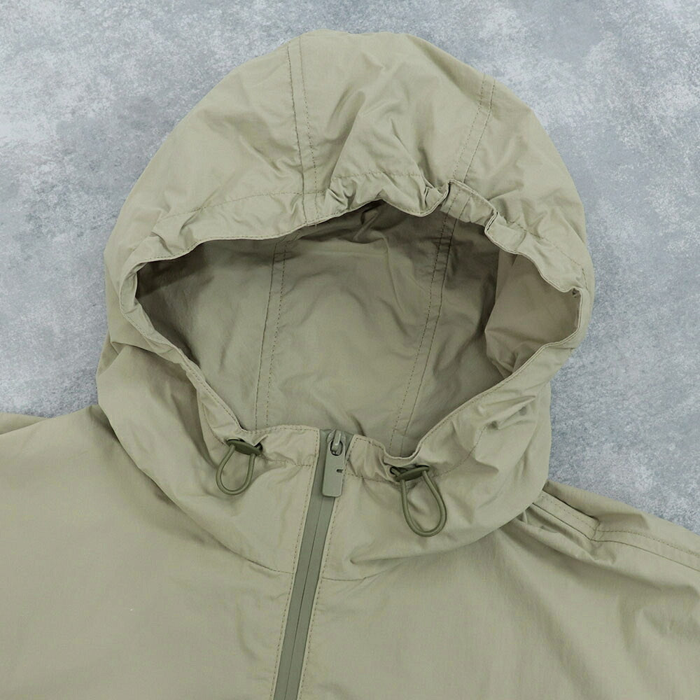 BURBERRY バーバリー メンズ トップス ベージュ ナイロン ウインドブレーカー 8080527