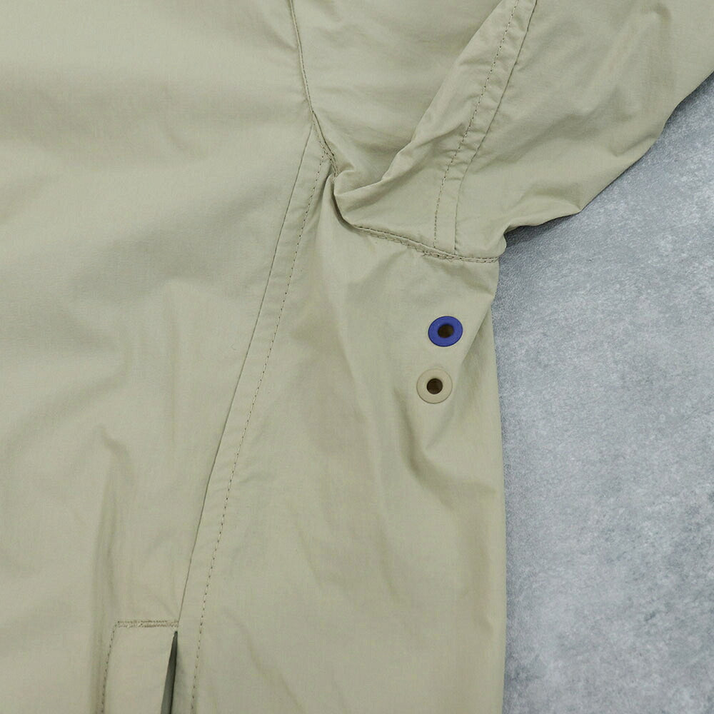 BURBERRY バーバリー メンズ トップス ベージュ ナイロン ウインドブレーカー 8080527