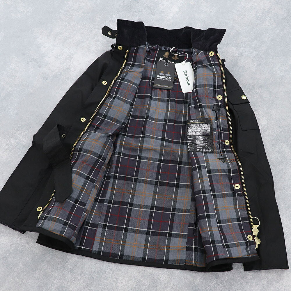 Barbour バブアー レディース アウター ジャケット・ブルゾン ブラック ワックスコットン ミリタリージャケット LWX0003
