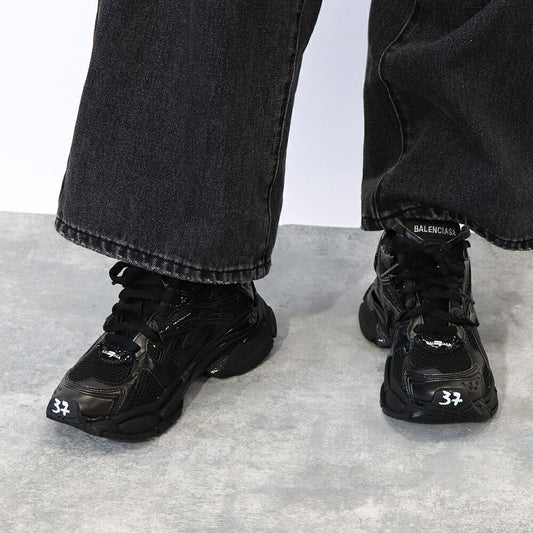バレンシアガ BALENCIAGA シューズ スニーカー レディース ランナー ブラック ポリウレタン ポリエステル ラバー 厚底 ロゴ チャンキースタイル 677402 W3RB1