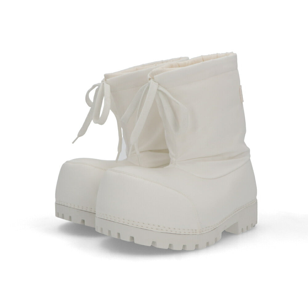 BALENCIAGA ブーツ ALASKA ホワイト ロゴ 厚底 ショートブーツ 780558 W4SA1 9000