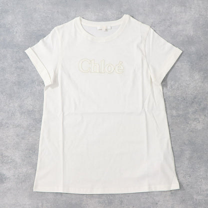 クロエ Chloe トップス Tシャツ・カットソー レディース ホワイト コットン ロゴ 刺繍 クルーネック キッズモデル カットソー 半袖 C20110 117