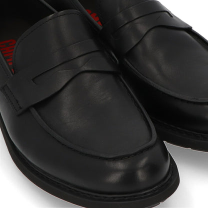CAMPER Neuman ブラック モカシン ローファー K100268
